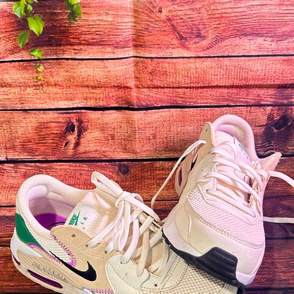 Nike Air Max Cream Sneakers with Purple and Green Highlights - Picture 3 of 9